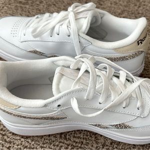 Reebok women’s shoes size 10. Worn once for an hour indoors